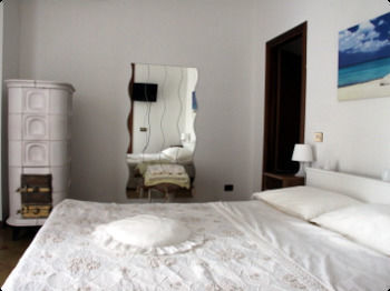 Vanessa House Couette-café